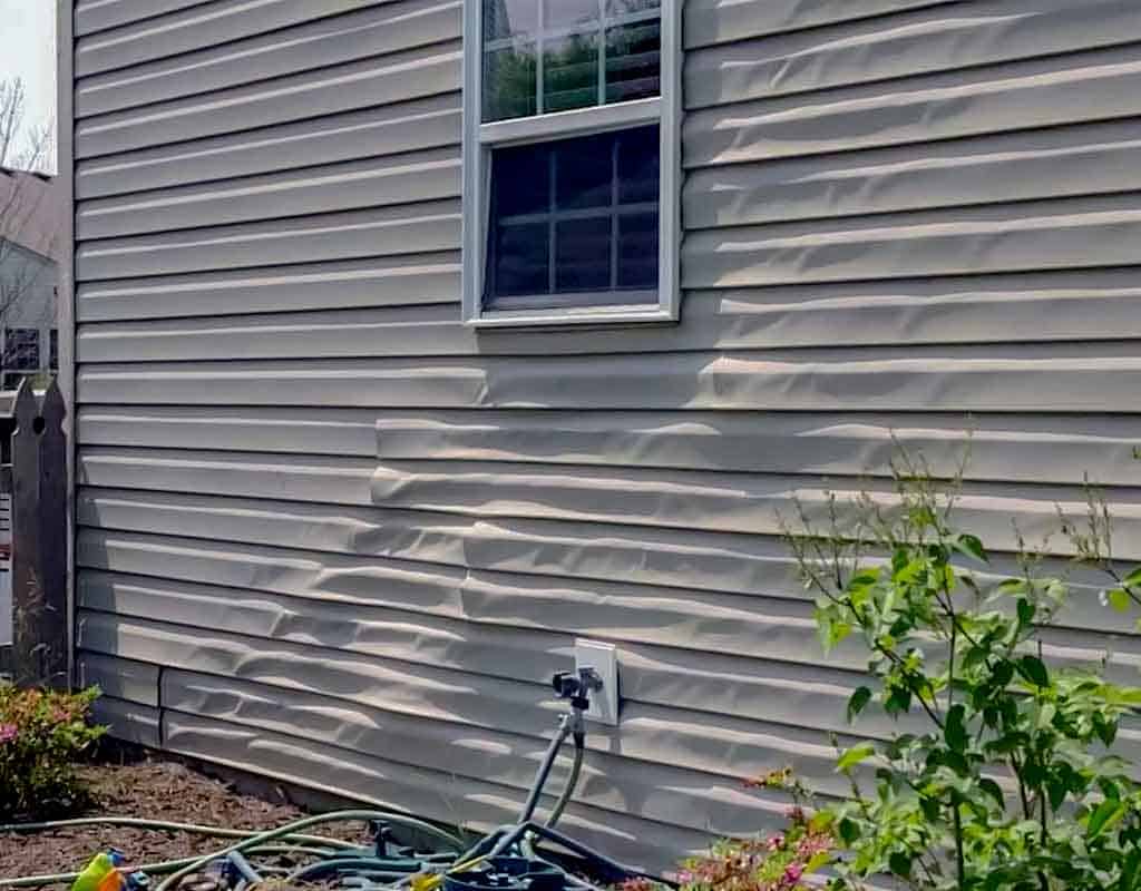 Professional Siding for commercial siding emergencies in New England, professional commercial siding in New England, Halley Construction Services, 24/7 services